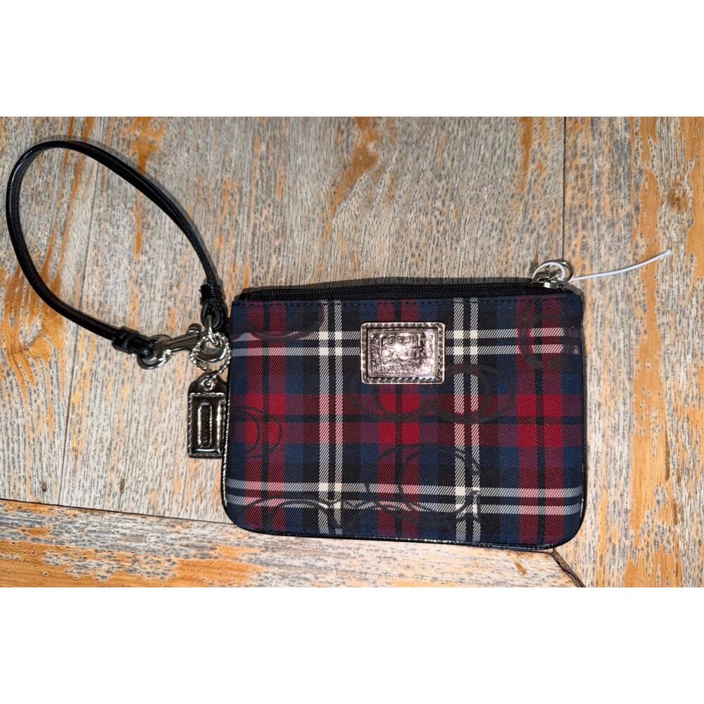 COACH Signature Poppy Red/Navy Tartan Plaid Wristlet Small Never worn